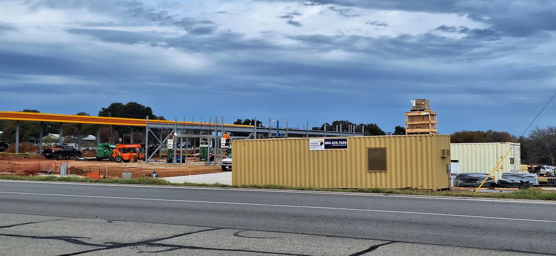 Quick Storage And Office Space for Your Construction Site With Shipping Containers